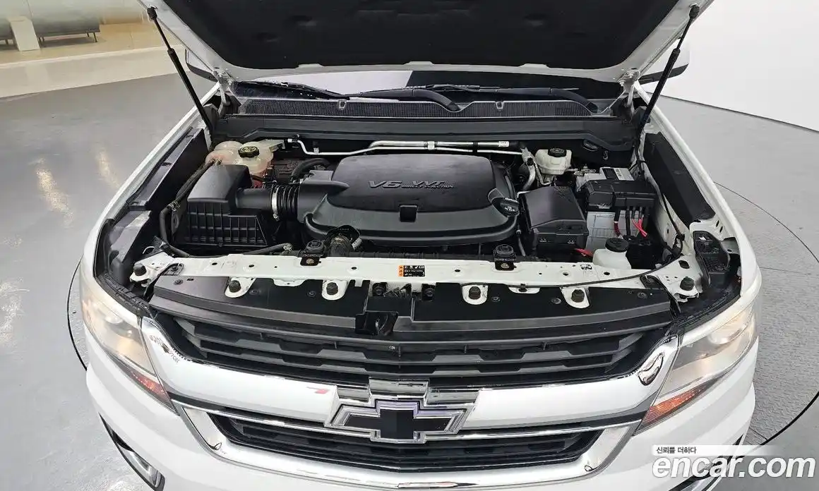 Chevrolet Colorado 2020 3.6 Автомат в Москве № 327369, фото 5