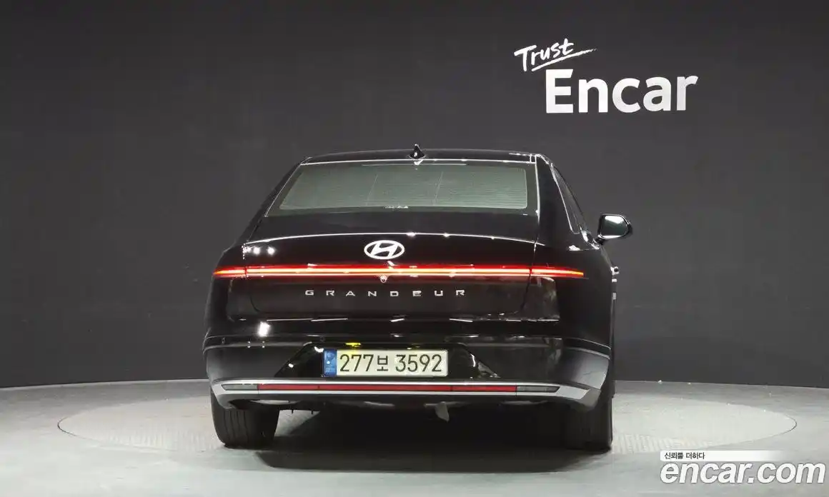 Hyundai Grandeur 2023 1.6 Автомат в Москве № 358141, фото 4