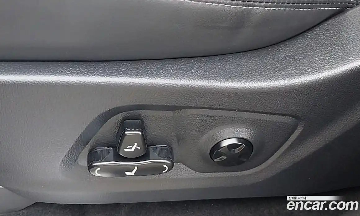 SsangYong Rexton 2019 2.2 Автомат в Москве № 36554, фото 13