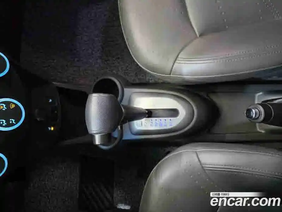 Chevrolet Spark 2013 1.0 Автомат в Москве № 37134, фото 13