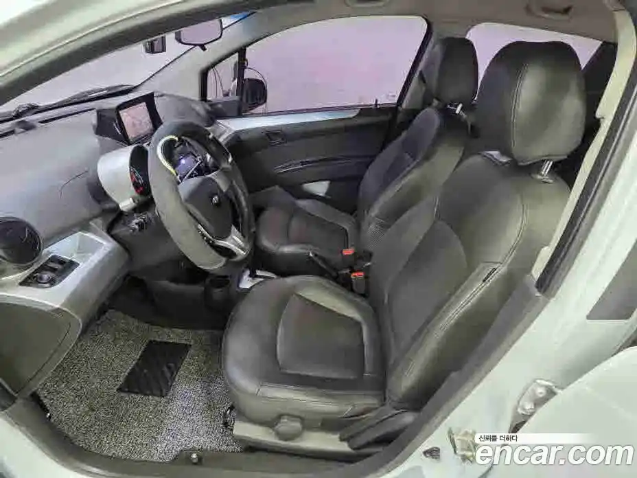 Chevrolet Spark 2013 1.0 Автомат в Москве № 37134, фото 18