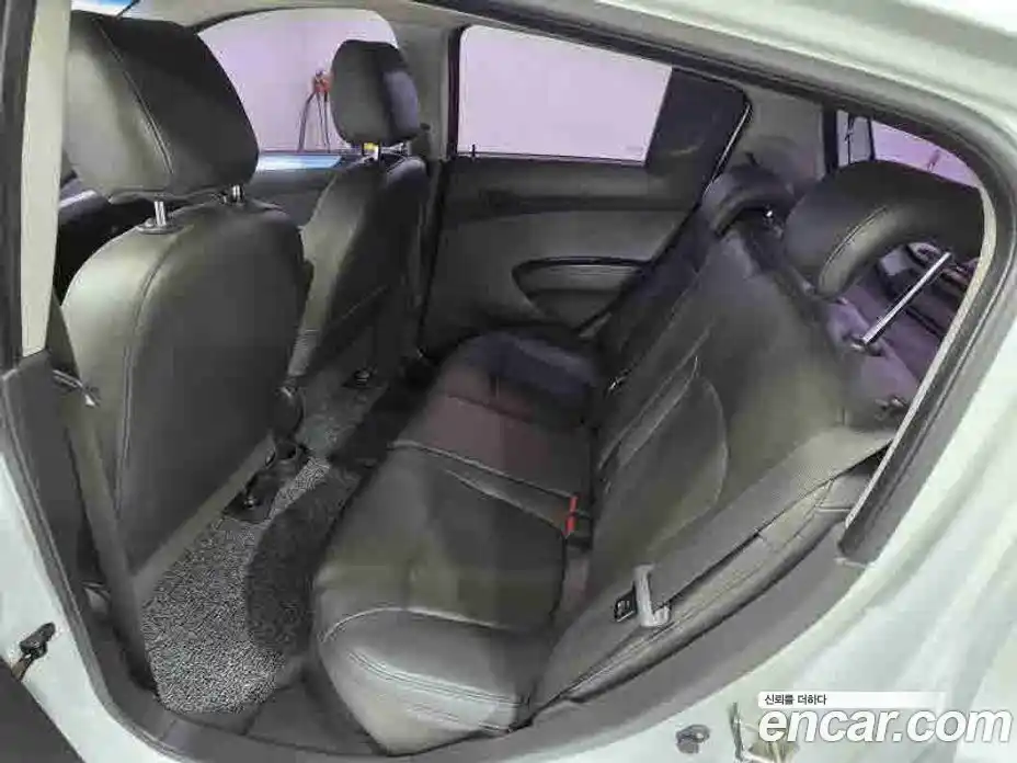 Chevrolet Spark 2013 1.0 Автомат в Москве № 37134, фото 19