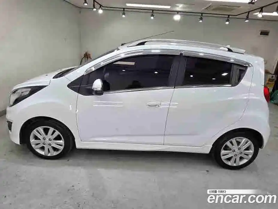 Chevrolet Spark 2013 1.0 Автомат в Москве № 37134, фото 5