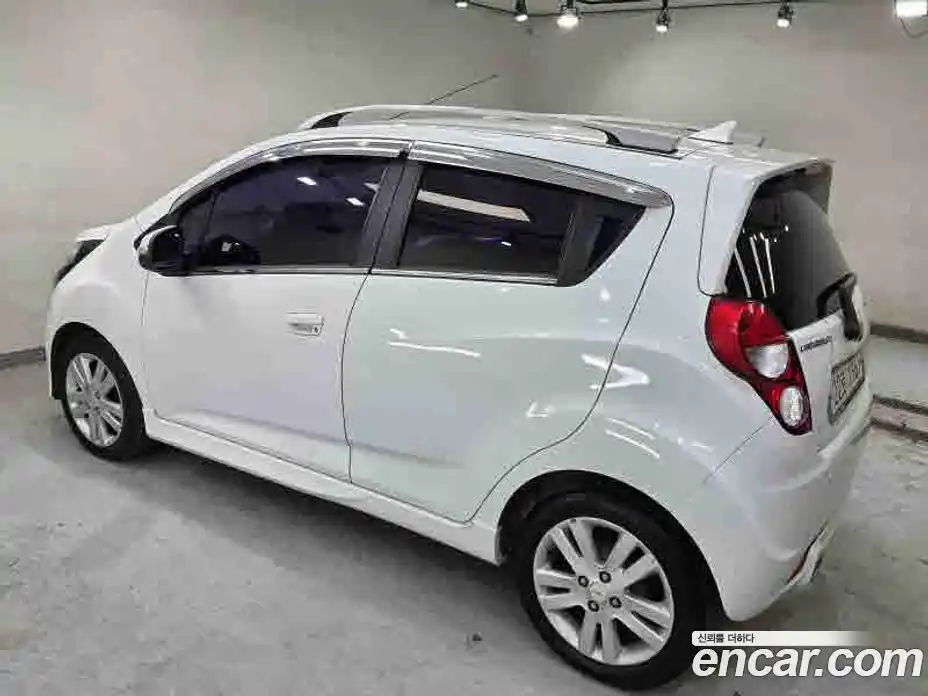 Chevrolet Spark 2013 1.0 Автомат в Москве № 37134, фото 7