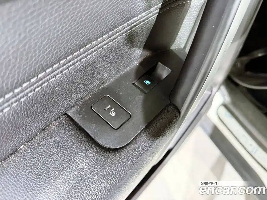 Chevrolet Captiva 2014 2.0 Автомат в Москве № 37330, фото 7