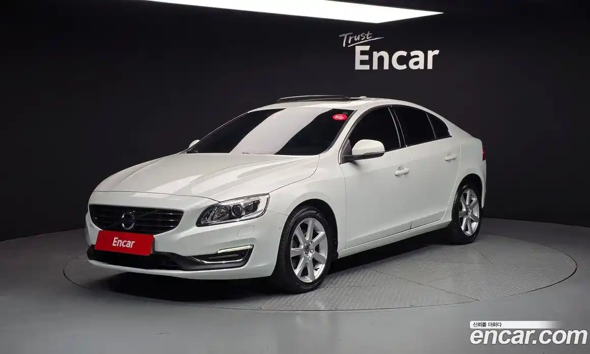 Volvo S60 2017 2.0 Автомат в Москве № 373931, фото 1