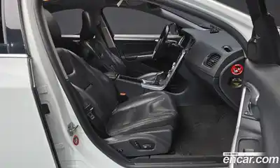 Volvo S60 2017 2.0 Автомат в Москве № 373931, миниатюра 11