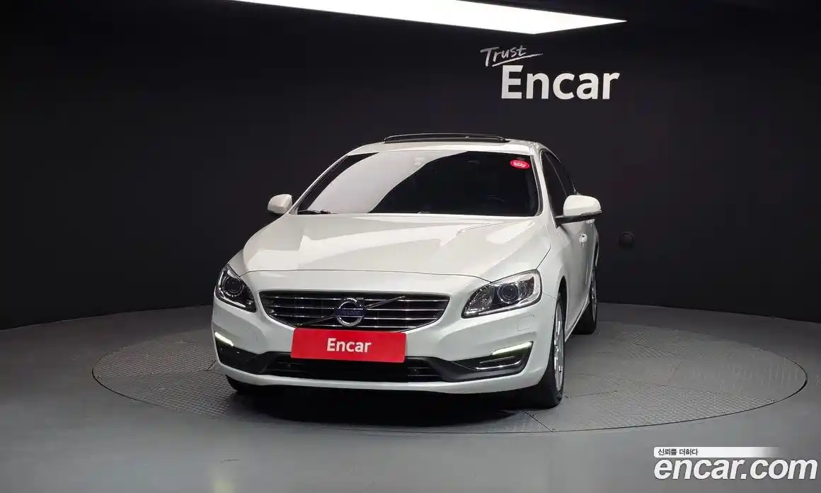 Volvo S60 2017 2.0 Автомат в Москве № 373931, фото 3