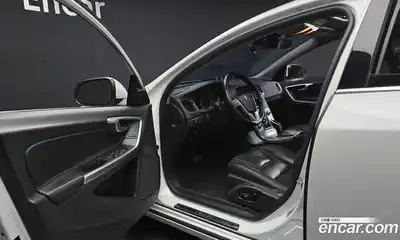 Volvo S60 2017 2.0 Автомат в Москве № 373931, миниатюра 10