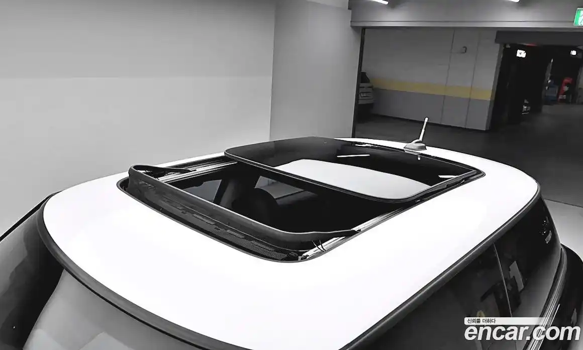 Mini Cooper 2019 1.5 Автомат в Москве № 381290, фото 18