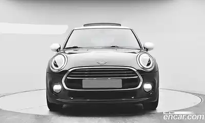 Mini Cooper 2019 1.5 Автомат в Москве № 381290, миниатюра 3