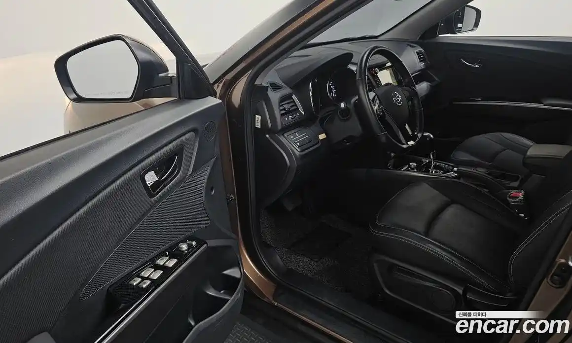 SsangYong TIBOLI 2017 1.6 Автомат в Москве № 387053, фото 10