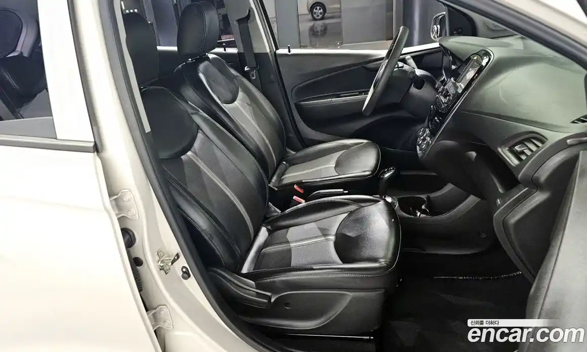 Chevrolet Spark 2019 1.0 Автомат в Москве № 38741, фото 10