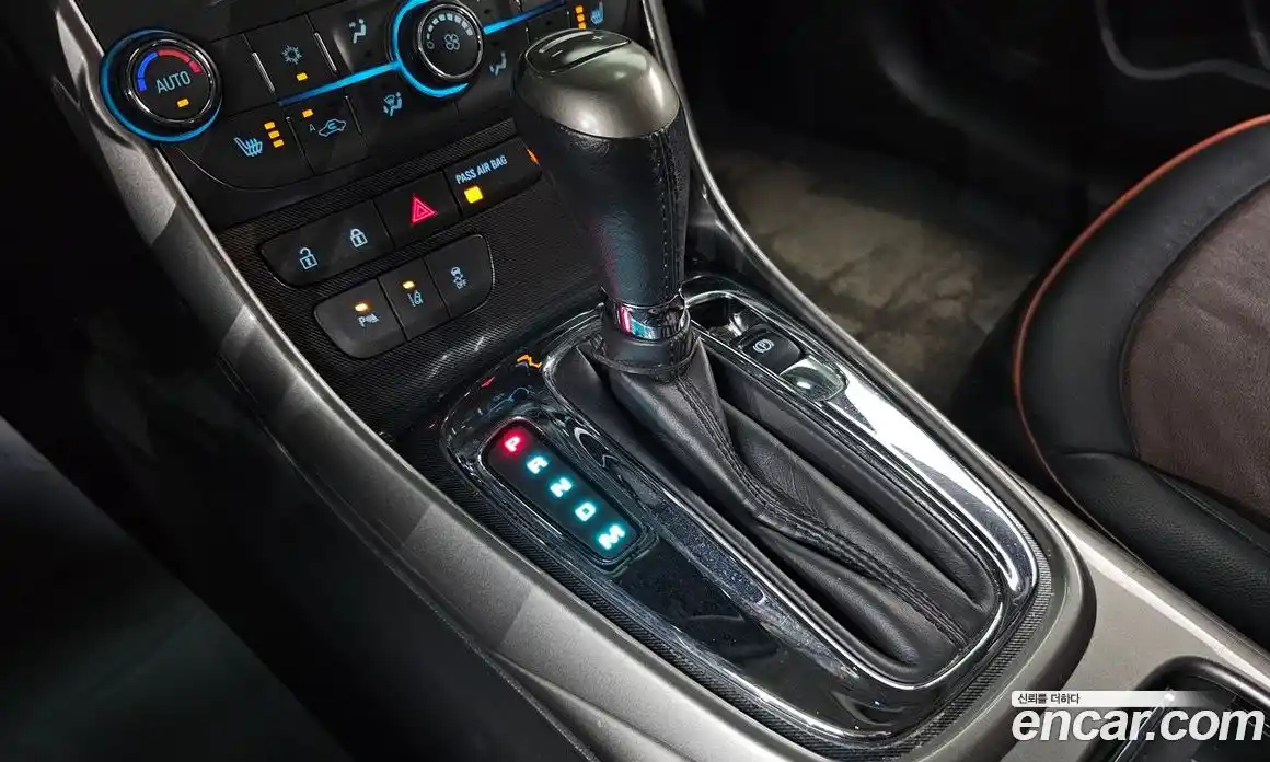 Chevrolet Malibu 2014 2.4 Автомат в Москве № 396651, фото 9