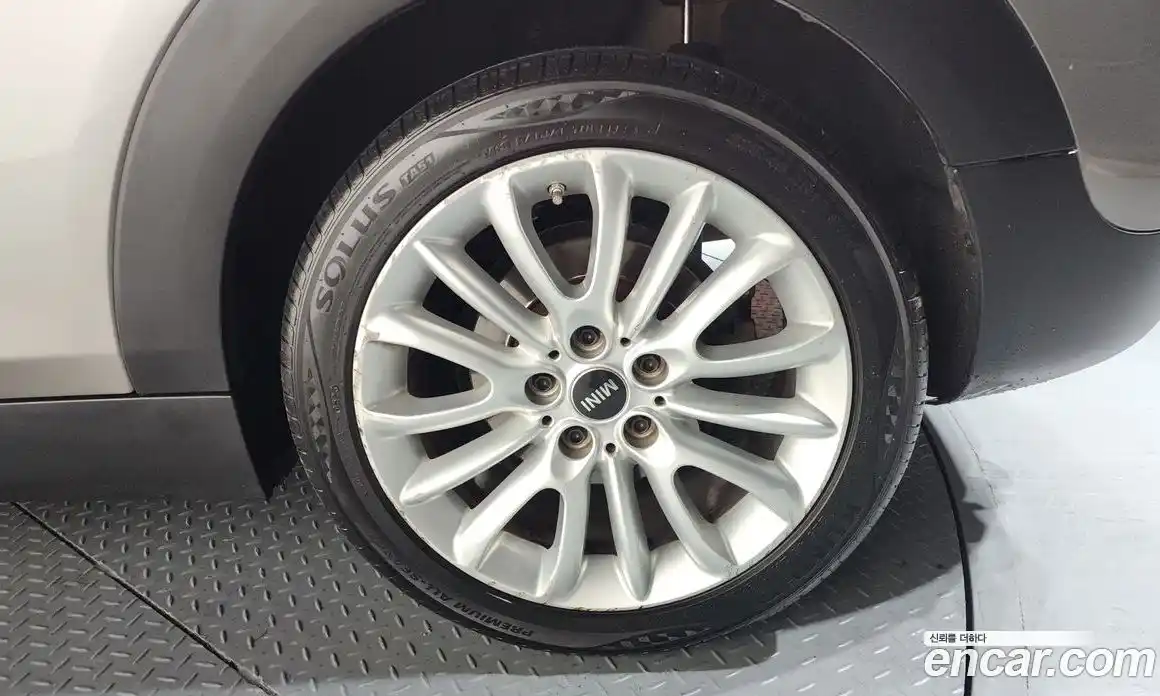 Mini Clubman 2016 2.0 Автомат в Москве № 396764, фото 4