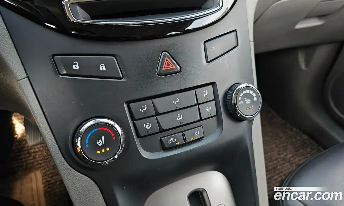 Chevrolet Orlando 2015 2.0 Автомат в Москве № 40342, фото 11