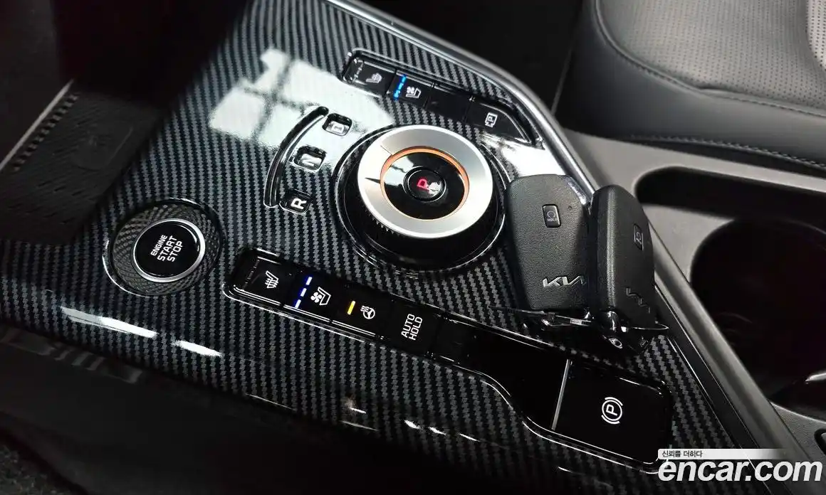 Kia Niro 2024 1.6 Автомат в Москве № 404080, фото 9