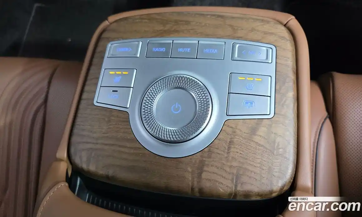 Genesis G80 2022 2.5 Автомат в Москве № 419231, фото 19