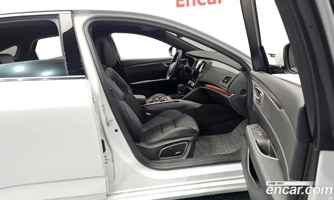 Renault SM6 2025 1.3 Автомат в Москве № 421058, фото 11