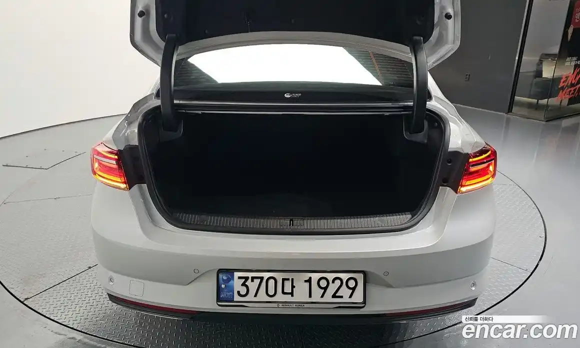 Renault SM6 2025 1.3 Автомат в Москве № 421058, фото 20