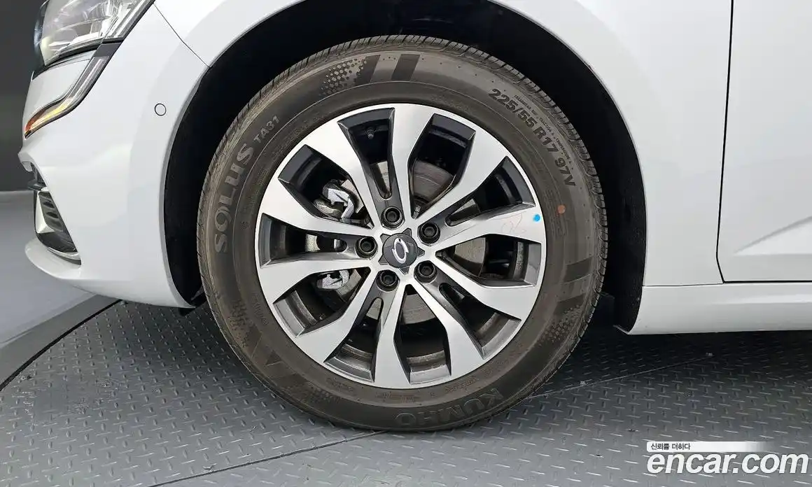 Renault SM6 2025 1.3 Автомат в Москве № 421058, фото 5