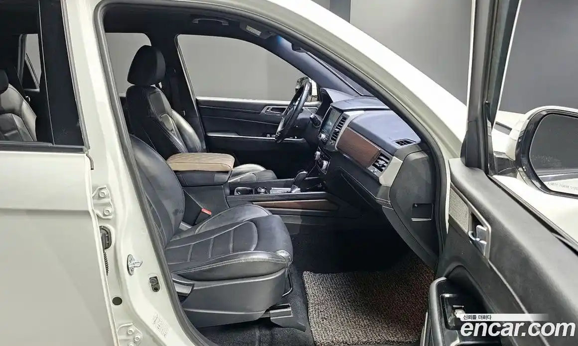 SsangYong Rexton 2018 2.2 Автомат в Москве № 421301, фото 11