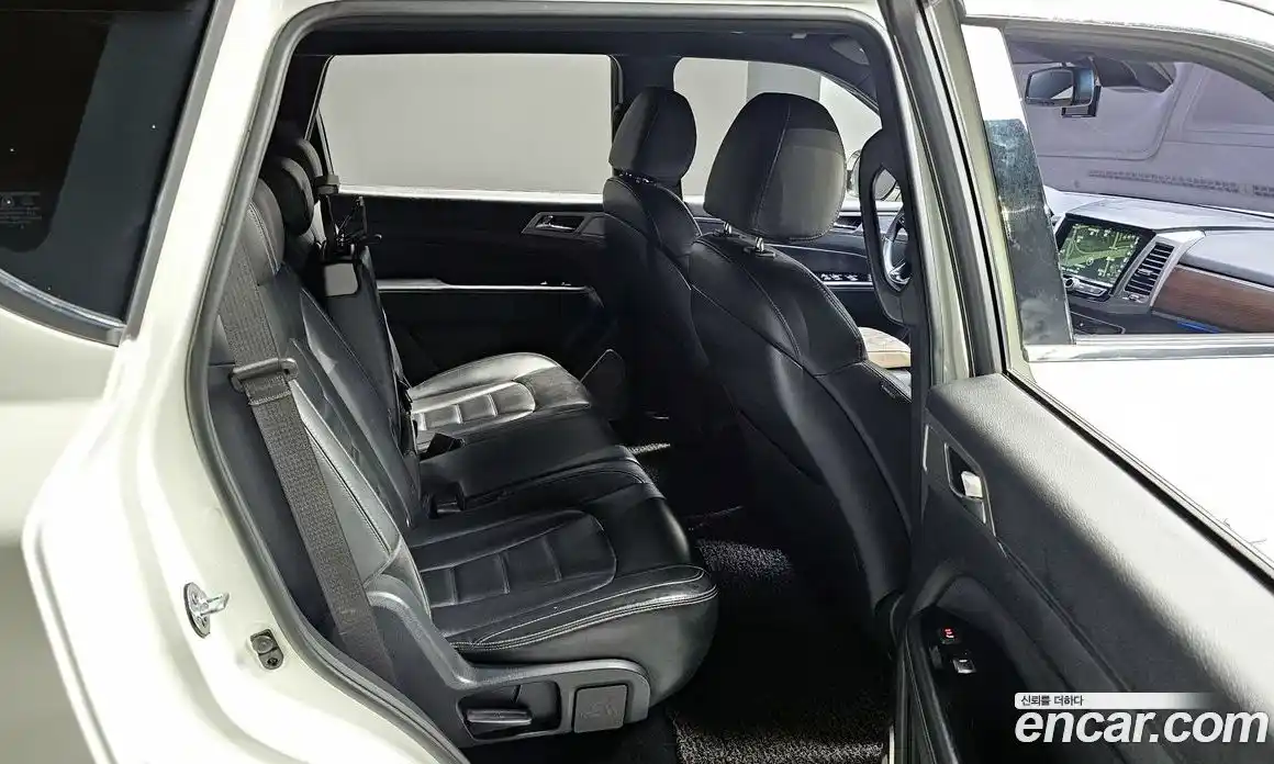 SsangYong Rexton 2018 2.2 Автомат в Москве № 421301, фото 12