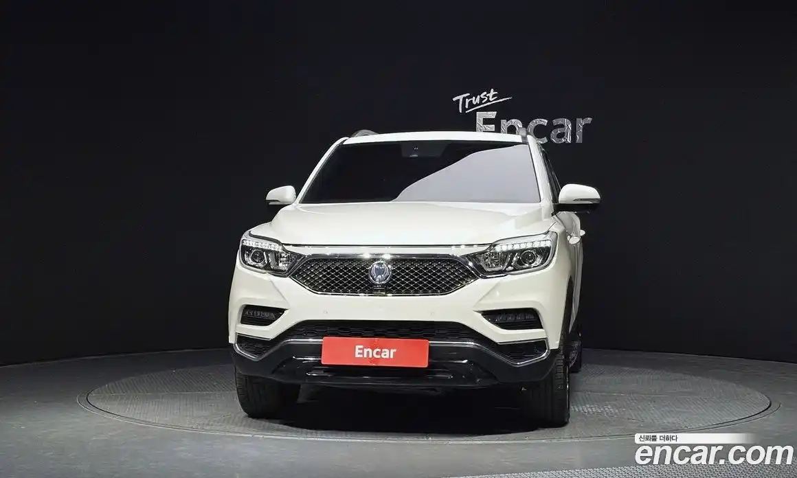SsangYong Rexton 2018 2.2 Автомат в Москве № 421301, фото 3