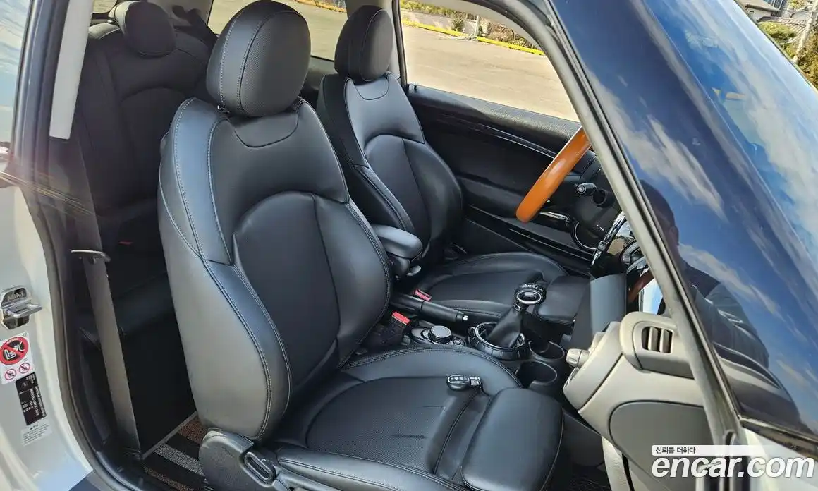 Mini Cooper 2017 1.5 Автомат в Москве № 432189, фото 10