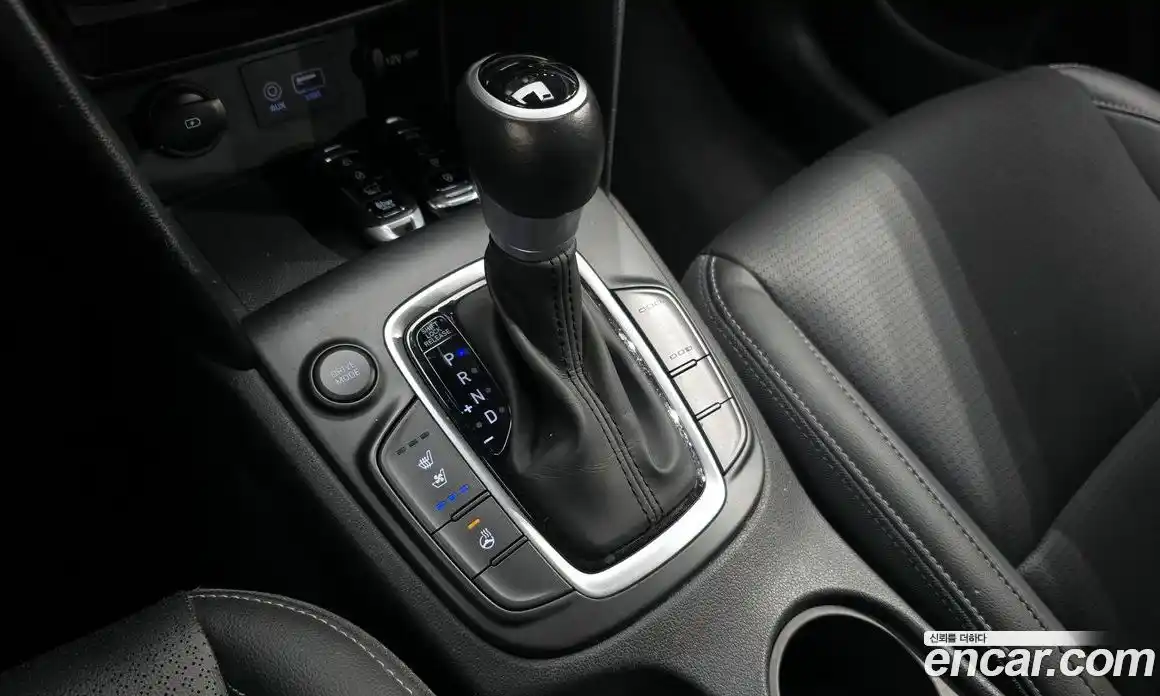 Hyundai Kona 2020 1.6 Автомат в Москве № 45517, фото 12