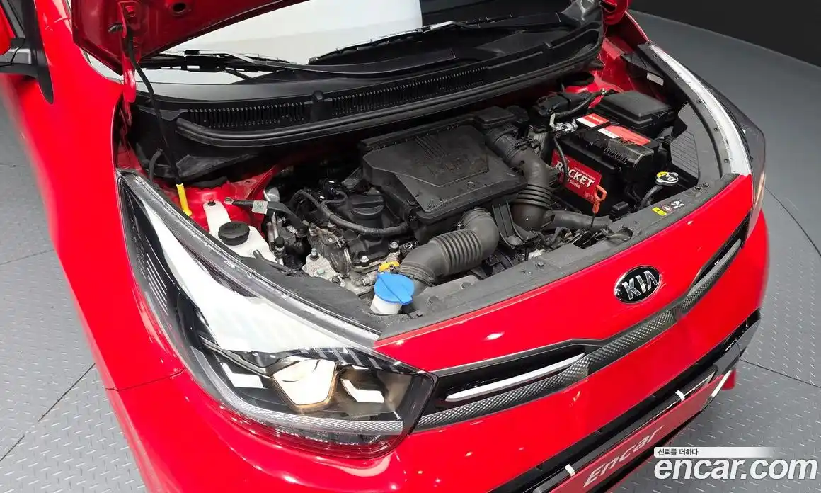 Kia Morning 2021 1.0 Автомат в Москве № 461231, фото 6