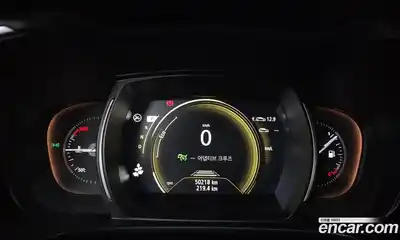 Renault QM6 2023 2.0 Автомат в Москве № 462966, миниатюра 8