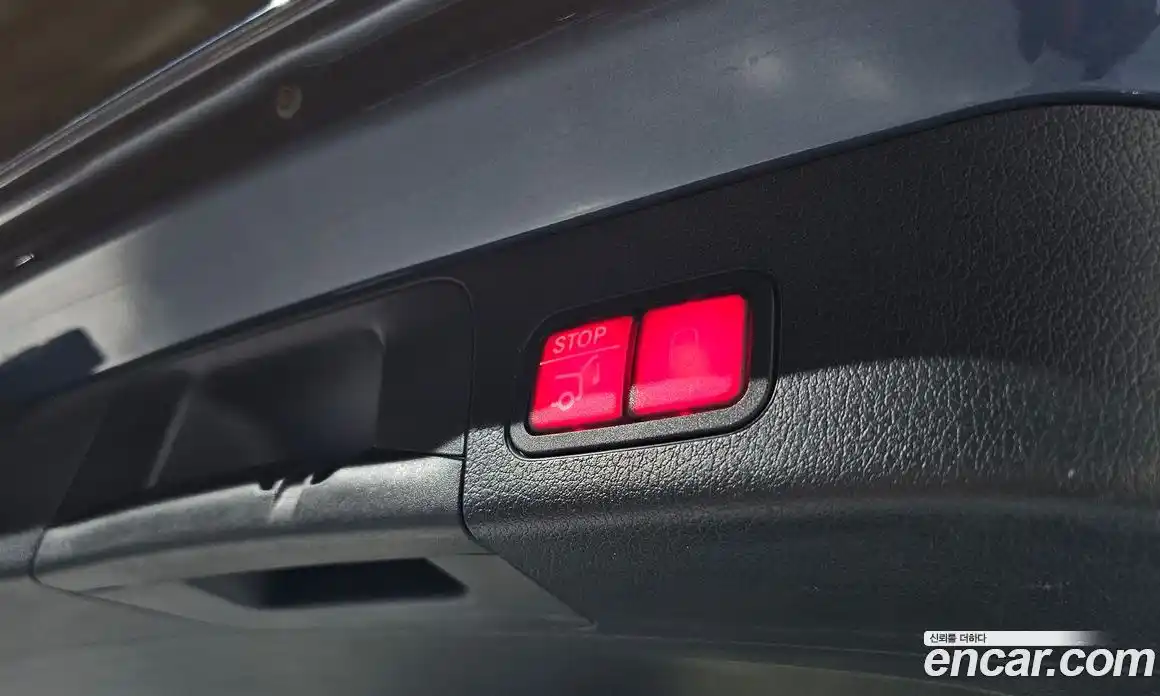 Mercedes-Benz GLB-Class 2023 2.0 Автомат в Москве № 466339, фото 20