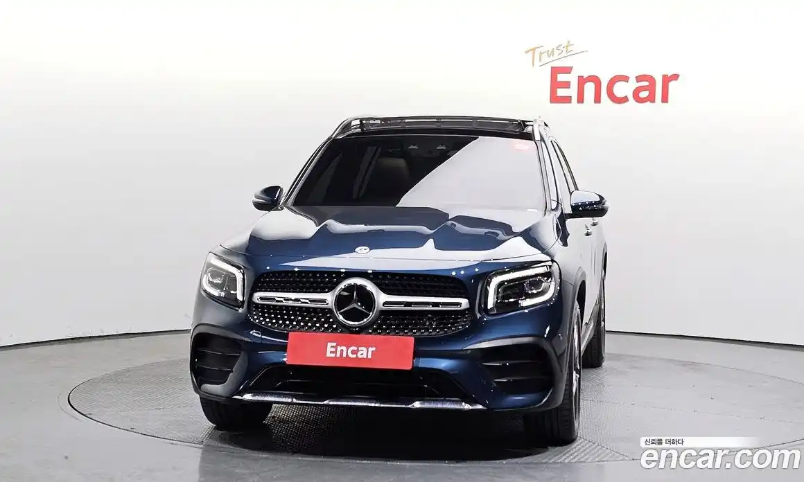 Mercedes-Benz GLB-Class 2023 2.0 Автомат в Москве № 466339, фото 3