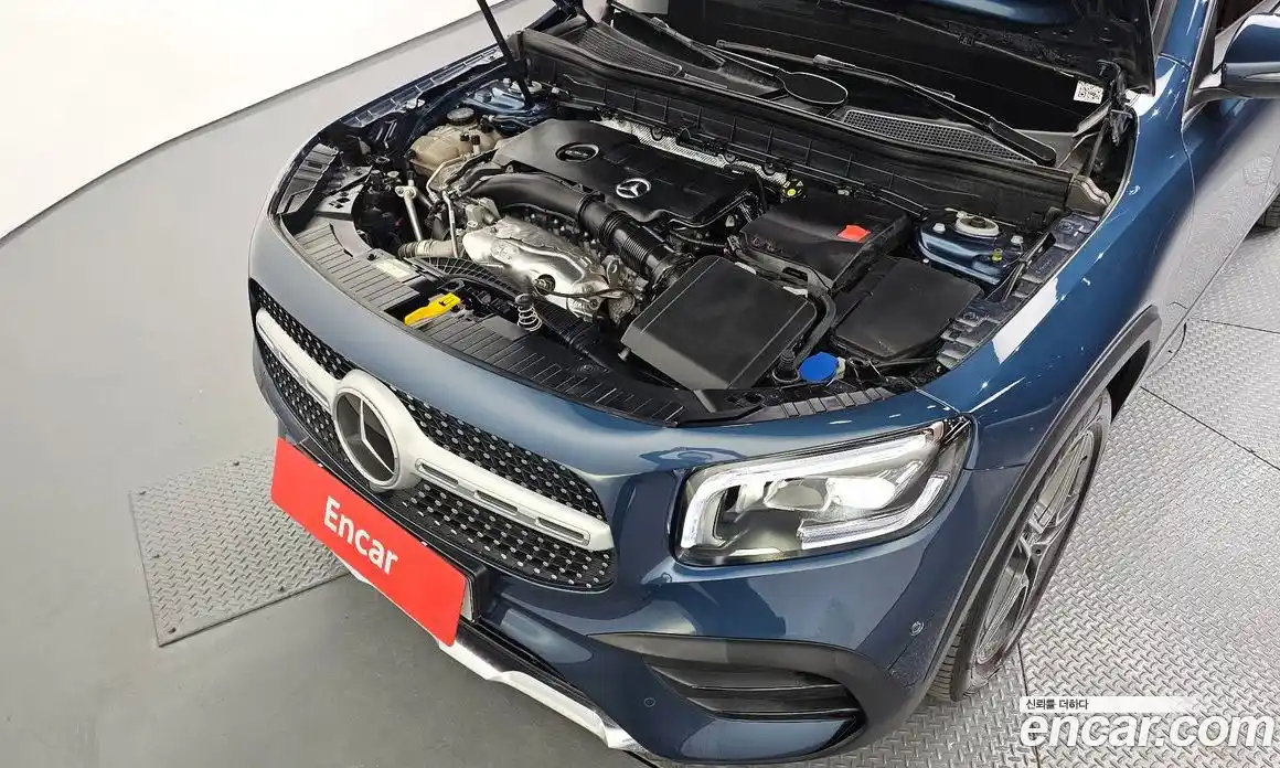 Mercedes-Benz GLB-Class 2023 2.0 Автомат в Москве № 466339, фото 6