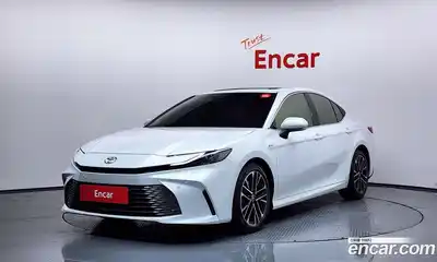 Toyota Camry, 2025
