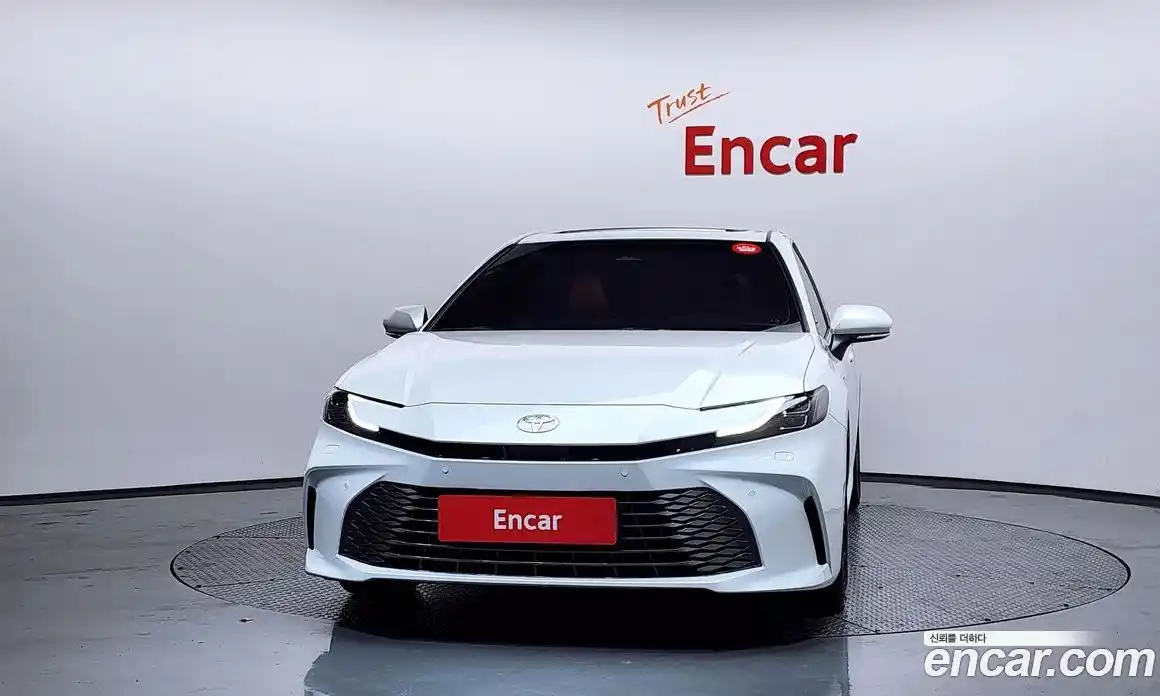 Toyota Camry 2025 2.5 Автомат в Москве № 472906, фото 3