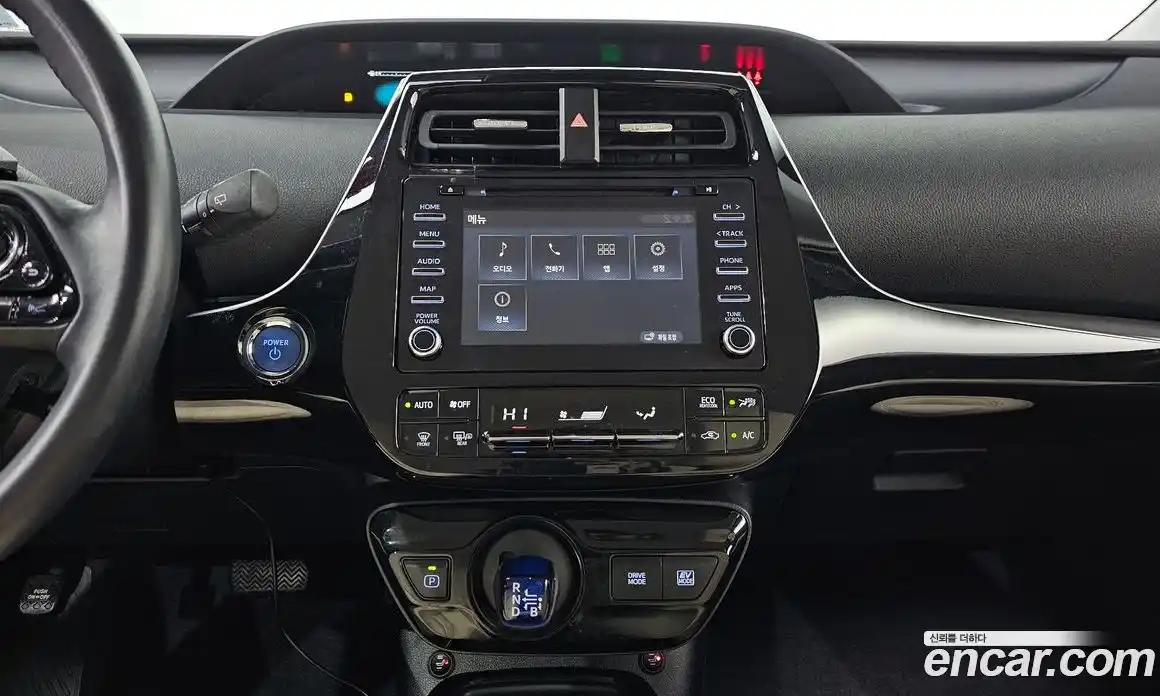 Toyota Prius 2021 1.8 Автомат в Москве № 472970, фото 19