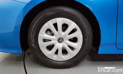 Toyota Prius 2021 1.8 Автомат в Москве № 472970, миниатюра 5