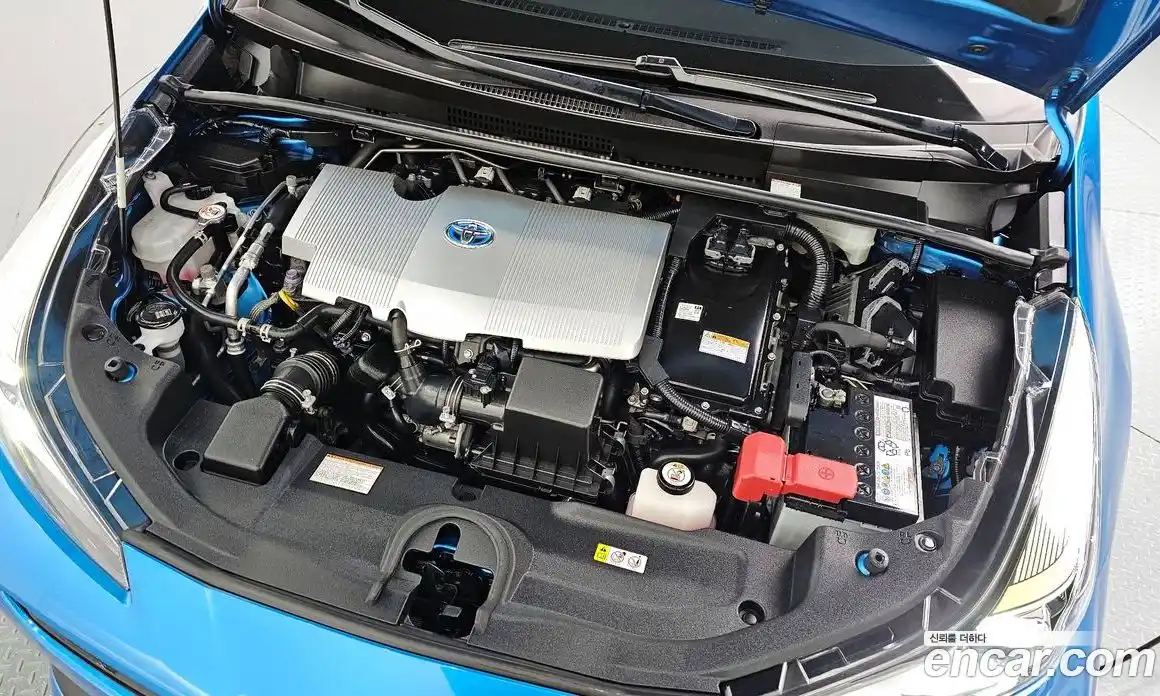 Toyota Prius 2021 1.8 Автомат в Москве № 472970, фото 6