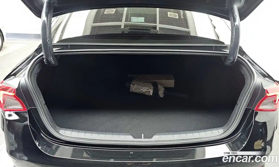 Kia K5 2023 2.0 Автомат в Москве № 50411, фото 17