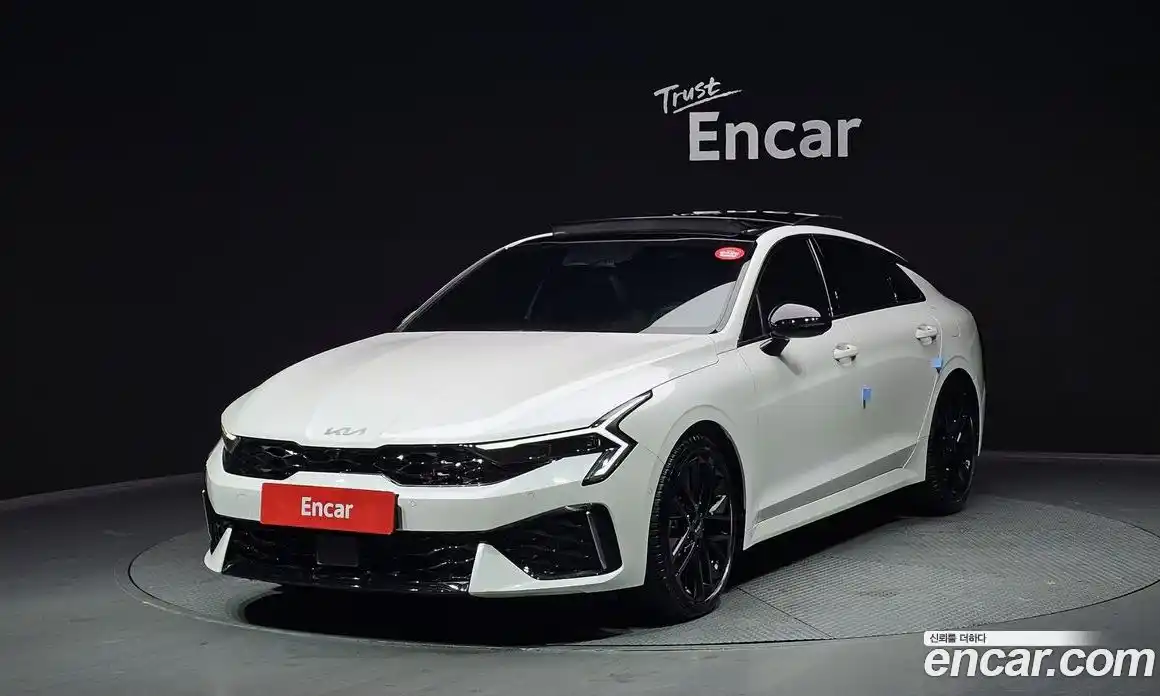 Kia K5 2024 1.6 Автомат в Москве № 51355, фото 1