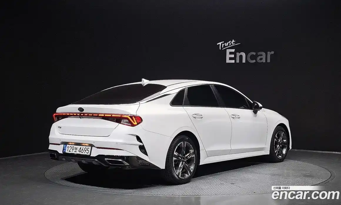 Kia K5 2021 2.0 Автомат в Москве № 5193, фото 7