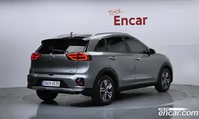 Kia Niro 2021 1.6 Автомат в Москве № 52170, миниатюра 2
