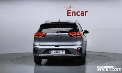 Kia Niro 2021 1.6 Автомат в Москве № 52170, миниатюра 4