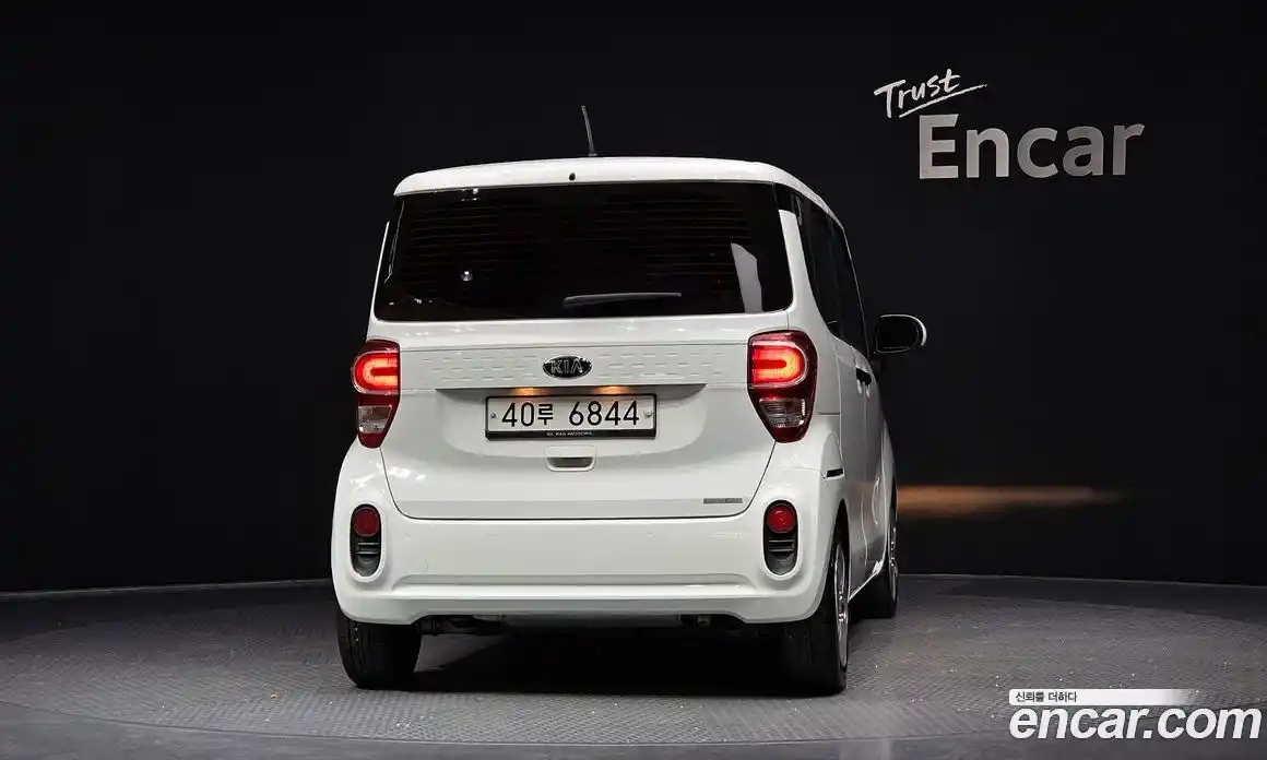 Kia Ray 2019 1.0 Автомат в Москве № 53521, фото 3