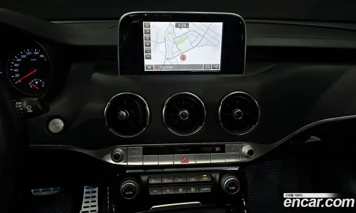 Kia Stinger 2018 2.0 Автомат в Москве № 56054, фото 16