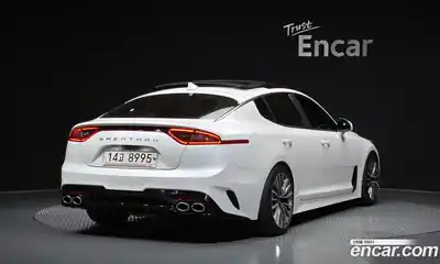 Kia Stinger 2018 2.0 Автомат в Москве № 56054, миниатюра 2