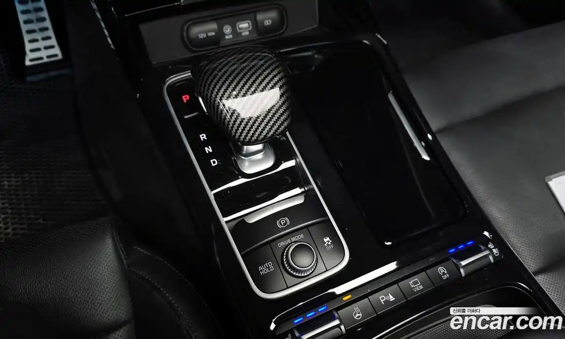 Kia Stinger 2018 2.0 Автомат в Москве № 56054, фото 9