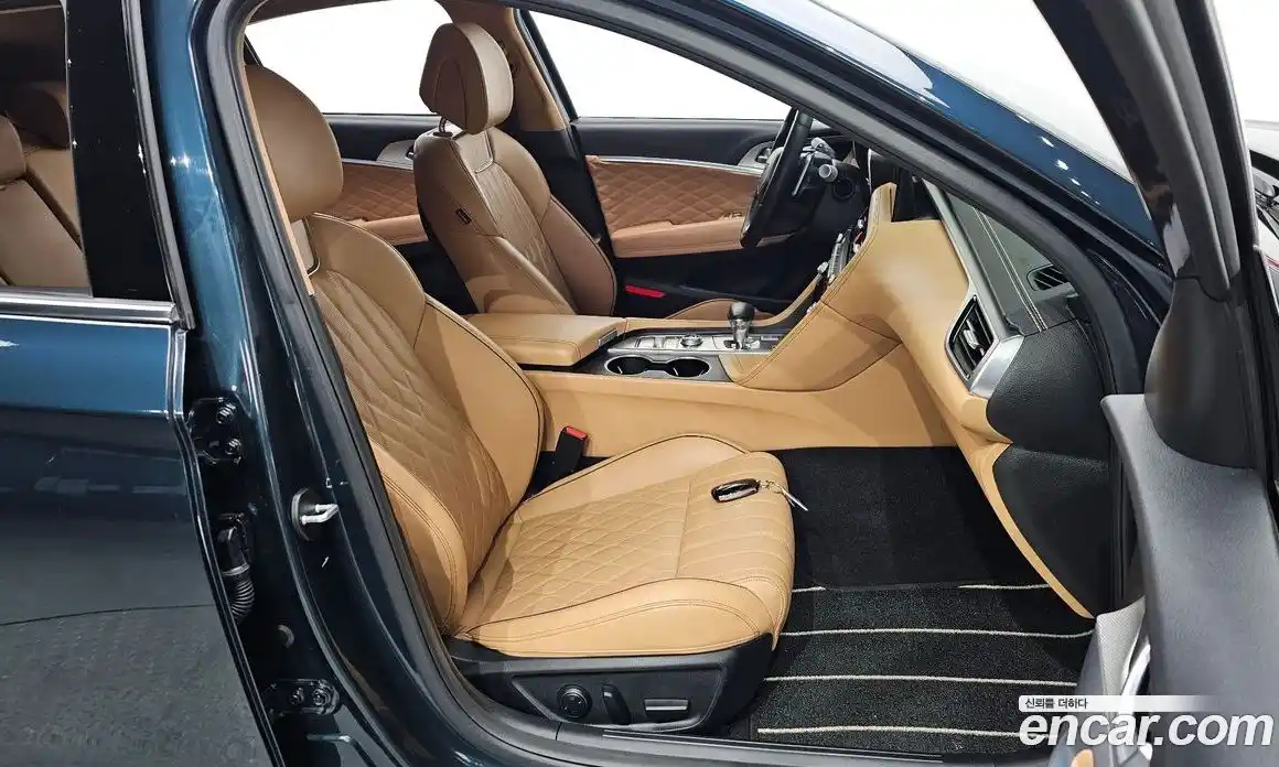 Genesis G70 2024 2.5 Автомат в Москве № 58282, фото 19